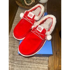 Hey Dude Wendy Mrs Claus Red Christmas Loafers with Faux Fur and Pom Poms size 7